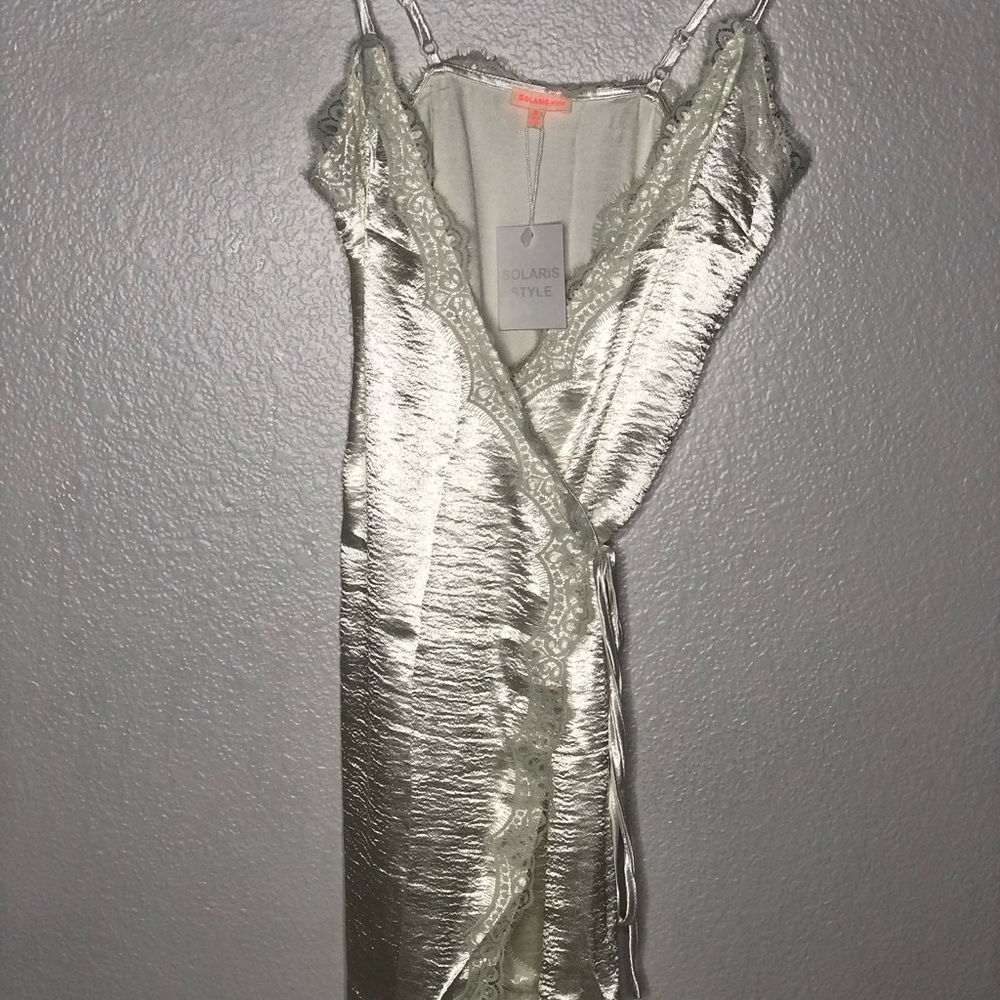 Silky wrap dress with lace